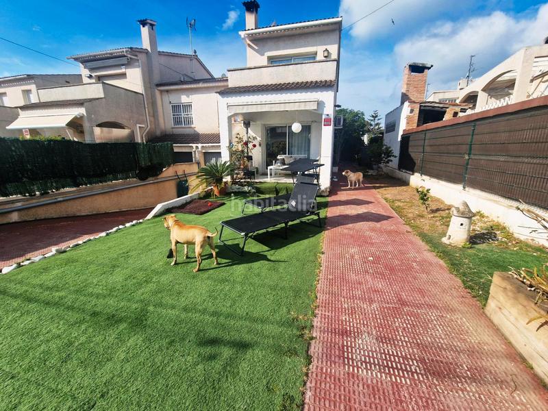 Foto cf085801-bf4a-461f-b656-ca26be546109. Maison jumelée avec cheminée chauffage parking dans Cambrils