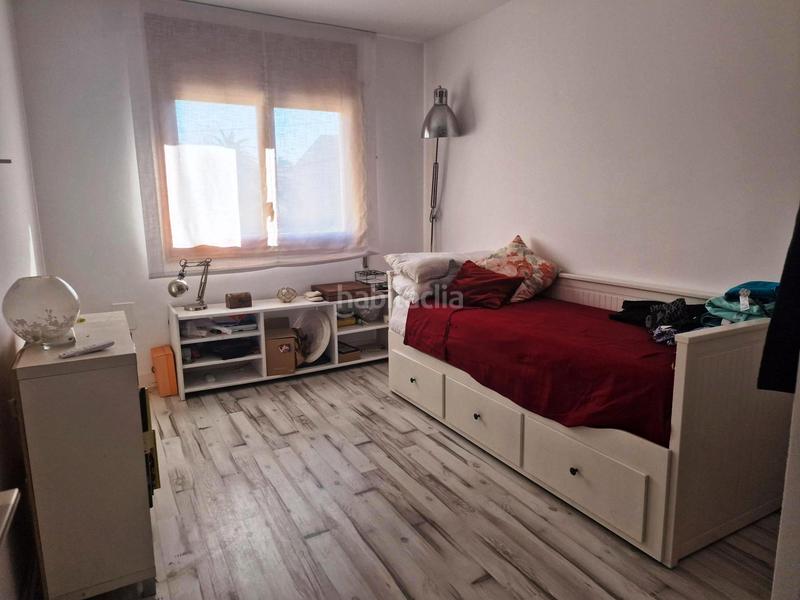 Foto d8a9af6b-6610-4395-8af4-9c9a3d0727c8. Maison jumelée avec cheminée chauffage parking dans Cambrils