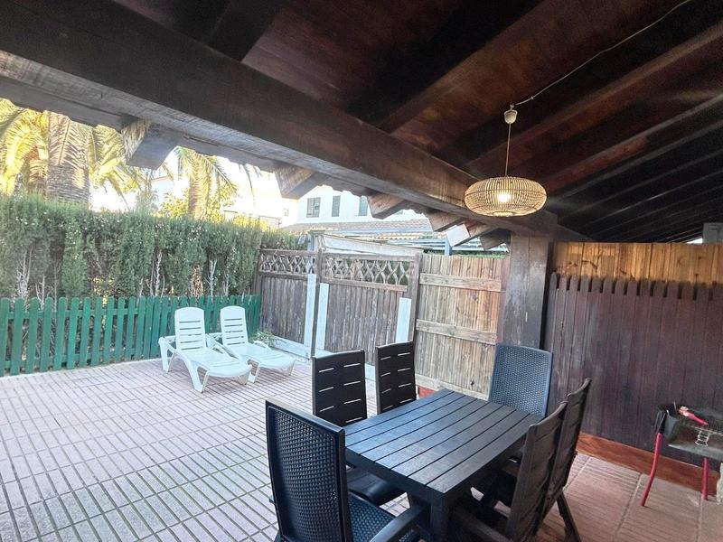 Foto 6ed5403b-3997-4e0e-b26a-06f816db82c2. Casa adosada - badia- chalet adosado con licencia turistica-ln- mes-130225 en Cambrils