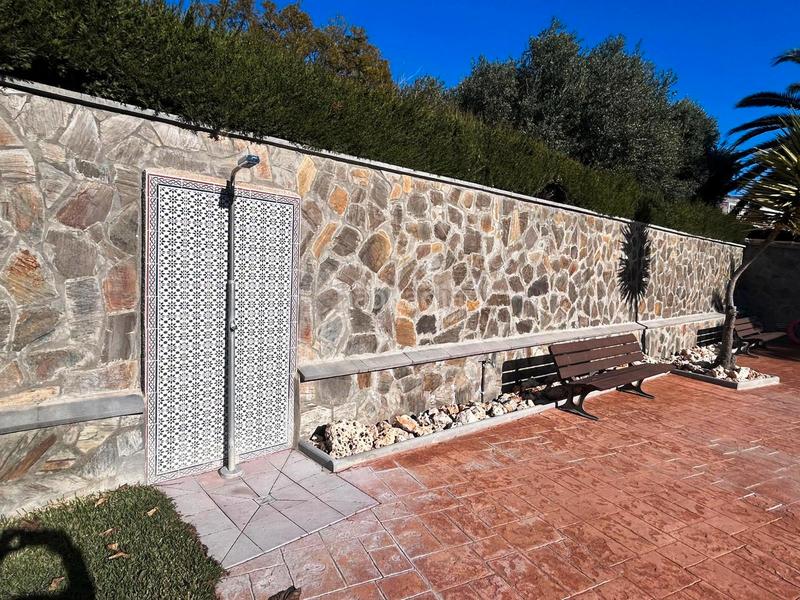 Foto a3ee2030-cfc5-4bf8-bb0f-7aae0df80ca9. Casa adosada - badia- chalet adosado con licencia turistica-ln- mes-130225 en Cambrils