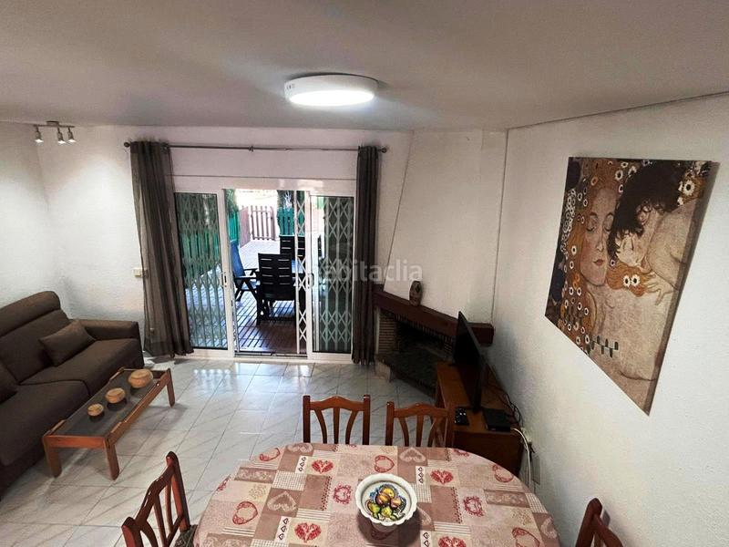 Foto ee090c6e-a356-4b7a-87fe-2336d9e51e6e. Casa adosada - badia- chalet adosado con licencia turistica-ln- mes-130225 en Cambrils