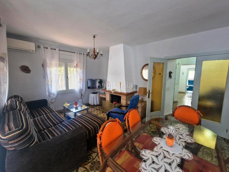 Foto bb40a94f-1f4b-465d-bb20-19e10b655cfa. Chalet con camino riscaldamento parcheggio in mar Cambrils Cambrils