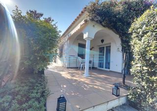 Chalet  Carrer osca. Cambrils- urb . mar cambrils- chalet individual