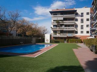 Pis  Carrer mestral. Cambrils- urb.horta de santa maria - piso - l  - 040725
