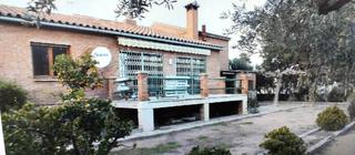 Chalet  Carrer amposta. Miami play- chalet independiente- ln- 23725
