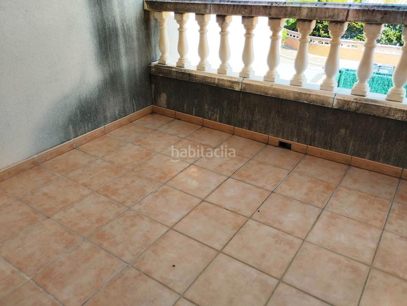 Foto 2c747653-7b06-4a70-89f6-04321c5bdc00. Casa adossada amb xemeneia aparcament piscina a El Casalot Mont-roig del Camp