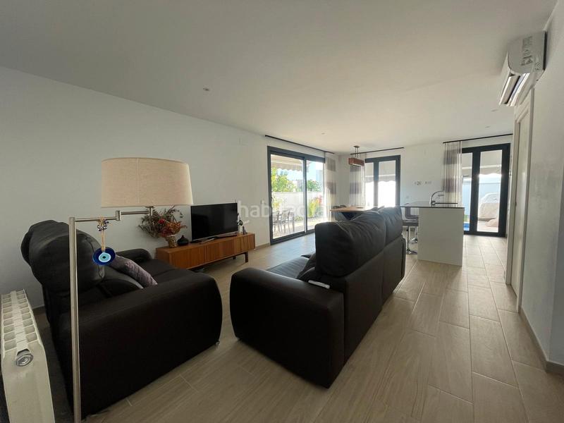 Foto 2a0192ae-3914-4b7d-837a-89dfd202804d. Chalet mit heizung parking pool in Quatre Camins Cambrils