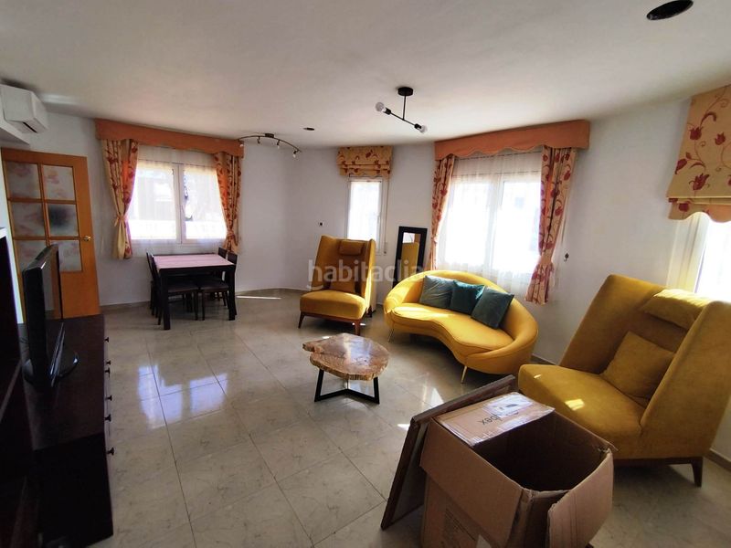Foto fbb2dc0a-b535-462a-8ac8-144202513079. Casa adossada amb piscina a Passeig Marítim Miami Platja