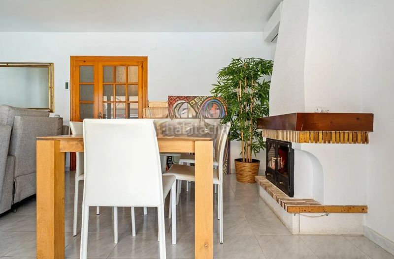 Foto adf6d0d1-f50a-4ed9-8a73-e13e7a7a6dfd. Casa aparellada amb aparcament piscina a Cambrils mediterrani Cambrils