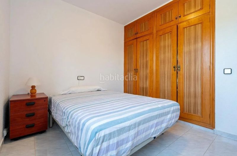 Foto fd78e04b-3200-4fb7-a464-0e21da696e43. Casa aparellada amb aparcament piscina a Cambrils mediterrani Cambrils