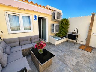 Casa aparellada  Carrer de pau casals. Cambrils – puerto- casa pareada – ls- 220526