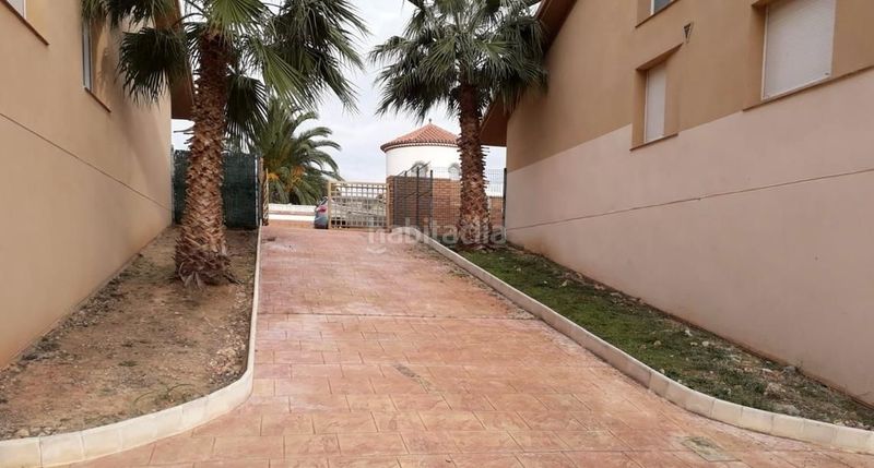 Foto ba39fdf1-d7c0-4b98-9c0a-65f80fd755c6. Casa adossada amb aparcament a El Casalot Mont-roig del Camp