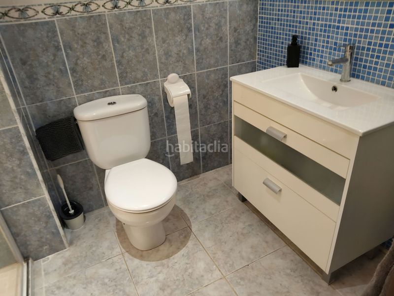 Foto 83995d69-7aa5-44c4-a7f9-a6555a20c5a4. Apartament amb xemeneia calefacció aparcament piscina a Cambrils