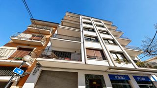 Piso  Avinguda de la independència. Cambrils – pueblo – maravilloso piso en el centro – 020926