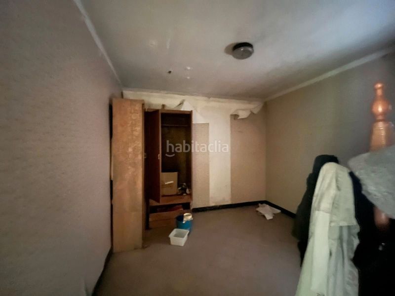 Foto 46c936fe-0f64-4547-a669-4db087c9a376. Casa amb xemeneia calefacció aparcament a La Cogullada Terrassa