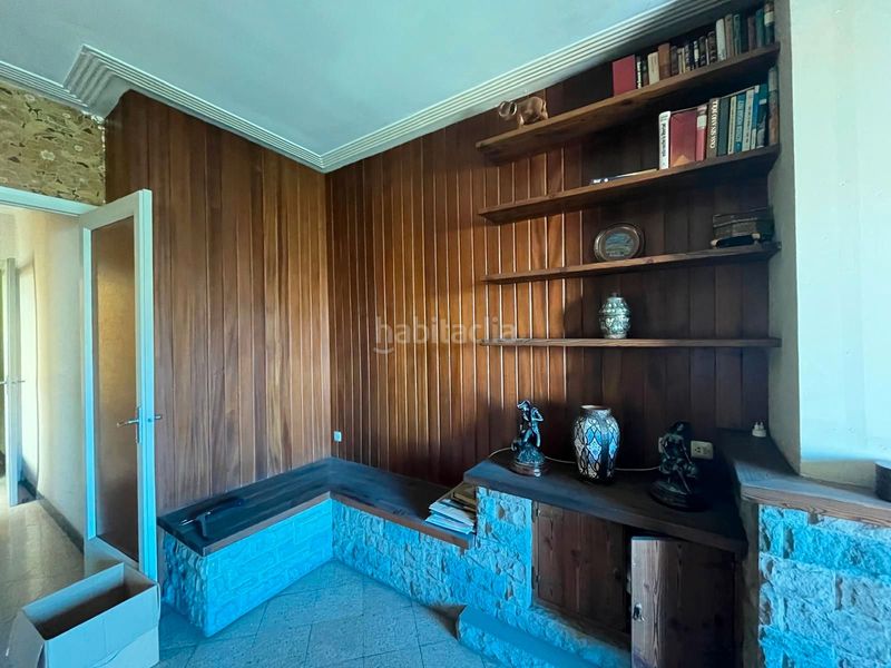 Foto 52b2b3c1-e4f1-4026-86f5-652ade3612d9. Casa amb xemeneia calefacció aparcament a La Cogullada Terrassa