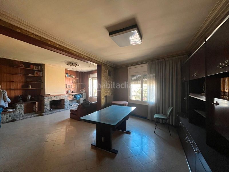 Foto c4ddf59c-b70b-40a1-8fdb-cf8c091d0817. Casa amb xemeneia calefacció aparcament a La Cogullada Terrassa