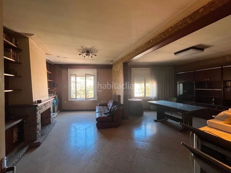 Foto c8a3011f-4f1f-4d5b-8f18-5d7933080228. Casa amb xemeneia calefacció aparcament a La Cogullada Terrassa