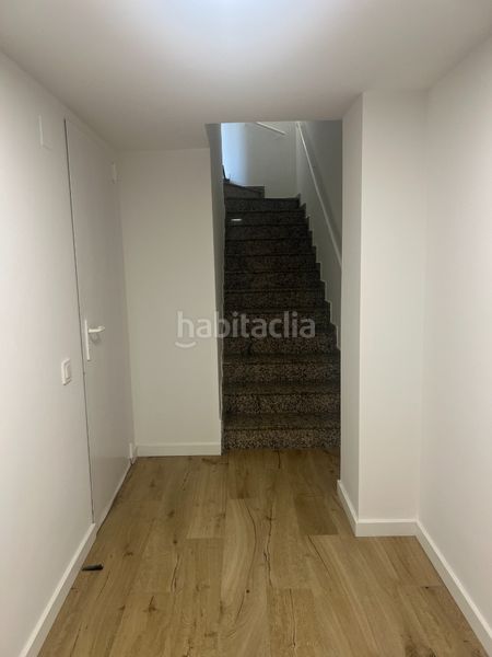Foto b96e903a-c946-4532-af85-dfeb8130e9ff. Casa adossada amb xemeneia calefacció aparcament a Castellbisbal