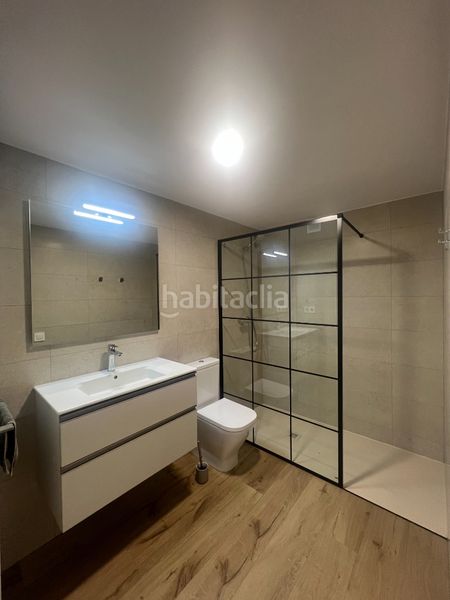 Foto d70d2749-6588-41d6-87e0-124c6c11834c. Casa adossada amb xemeneia calefacció aparcament a Castellbisbal
