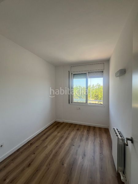 Foto dac108ed-f947-4901-89d6-1b3a73d58822. Casa adossada amb xemeneia calefacció aparcament a Castellbisbal