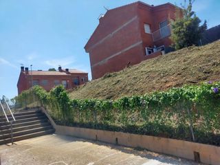 Terreny residencial  Carrer mirador del llobregat. Exclusiu solar a l'eixample de castellbisbal amb llicència d'obr