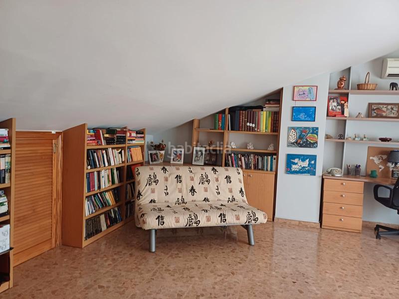 Foto 1136559f-d629-4c6d-b786-d2fee436a47d. Casa aparellada amb calefacció aparcament a Castellbisbal