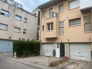 Affitto Casa a schiera in Les Torres. Casa adosada en alquiler en el centro de rubí