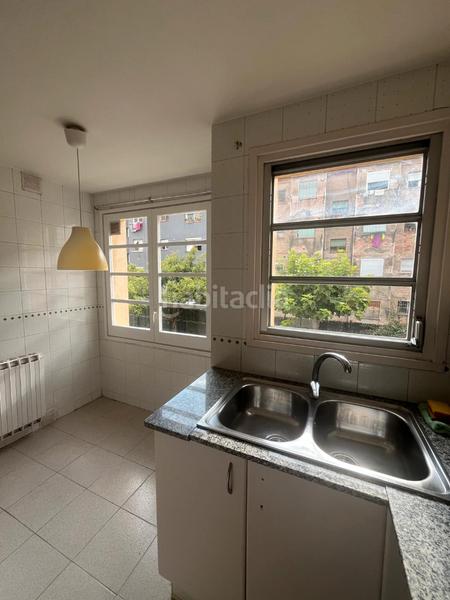 Foto 3b1454e0-a81e-4eff-8525-80d4cfc96582. Alquiler casa adosada  en alquiler en el centro en Rubí