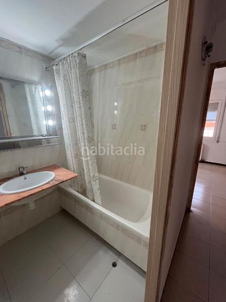 Foto e3288a32-666a-4e87-bf43-023028218459. Lloguer casa adossada amb calefacció a Les Torres Rubí