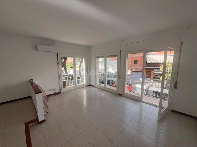 Foto 8b39ed37-2bd8-4592-b28a-fa8f628fc5ef. Rent semi detached house with heating in Les Torres Rubí