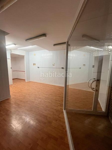 Foto 6ab5694f-1c57-475e-95b6-677687ab12a7. Alquiler local comercial  en alquiler en el centro en Rubí