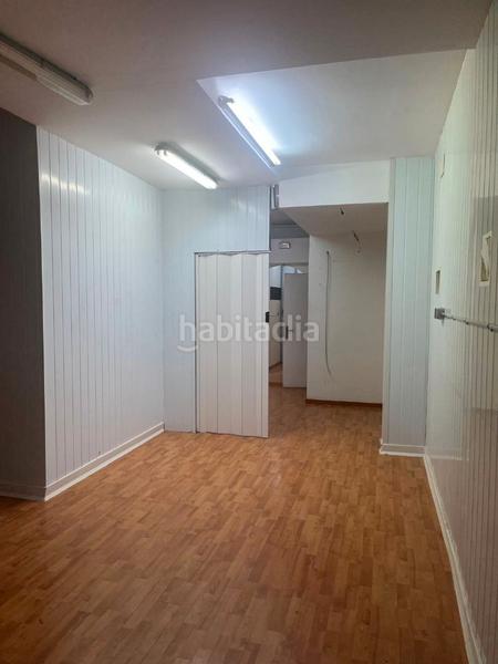 Foto b6875987-4df4-465d-afbf-63cf31be6478. Alquiler local comercial  en alquiler en el centro en Rubí