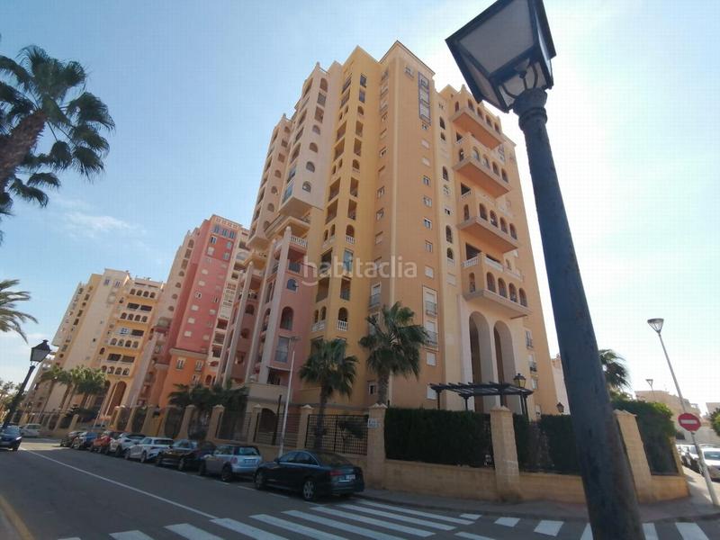 Foto 4e85a6d0-187a-4391-b035-9ac7f7d92dde. Appartamento in avenida roentgen 5 in Zona Playa de los Locos Torrevieja