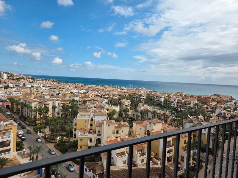 Foto a04eeafe-08d3-4892-8d2b-0f23b704671f. Appartamento in avenida roentgen 5 in Zona Playa de los Locos Torrevieja