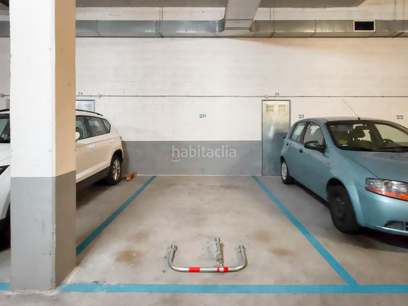 Foto 519f9431-214c-4686-8218-989a1341ba14. Parking coche en calle mi tío 14 en Valdespartera Zaragoza