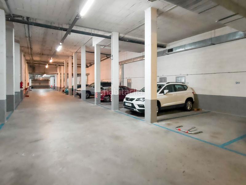 Foto 69588403-2477-42de-976c-5371a4a50b4d. Autoparkplatz in calle mi tío 14 in Valdespartera Zaragoza