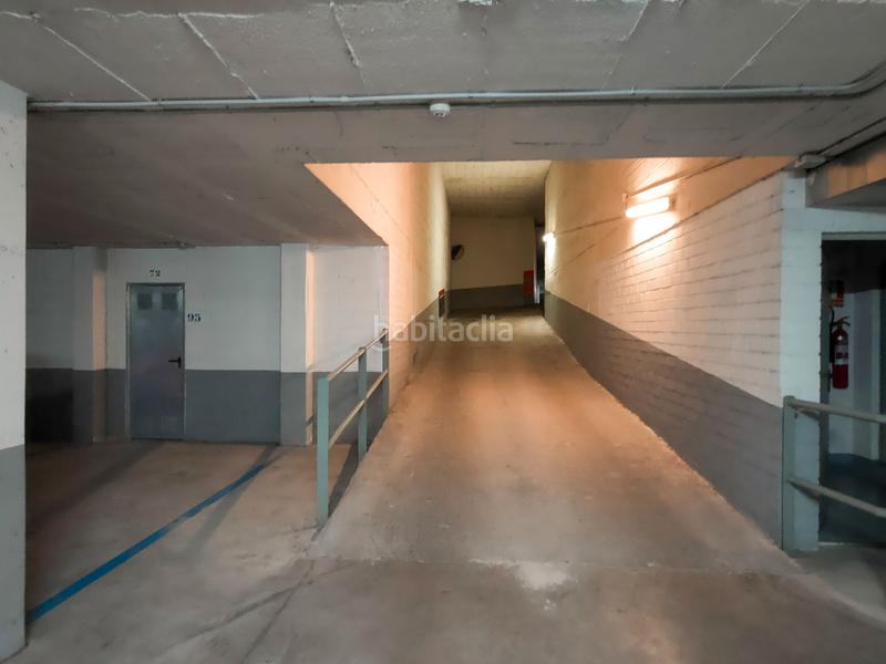 Foto 71124a70-b789-4ba8-87e5-923c0d0aab96. Parking coche en calle de viridiana 42 en Valdespartera Zaragoza