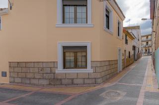 Casa a Calle san jorge 4. Solicita una visita guiada virtual!