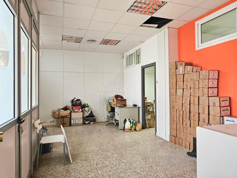 Foto 9dde9c27-91f3-401a-9bf3-c2039ced883c. Rent business premise in calle de josé martínez ruiz azorín 21 in Zaragoza