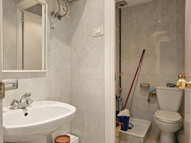 Foto 7542c86f-cbf9-480b-a4ef-ce7ea936200f. Alquiler local comercial en calle de josé martínez ruiz azorín 21 en Zaragoza