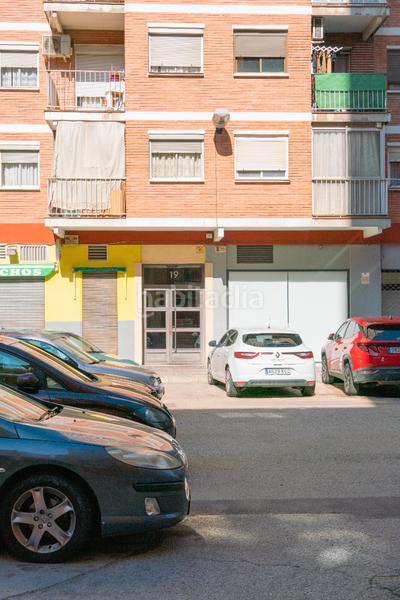 Foto 1e938e12-bf1e-41b3-a0aa-13352d449e35. Appartement dans avenida de san juan de la peña 181p dans Zaragoza