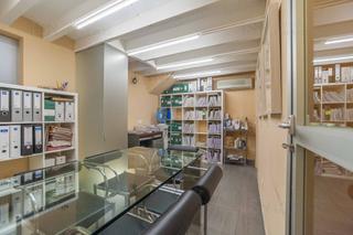 Oficina  Carrer del socors. Planta baja en venta en el centro histrico de palma