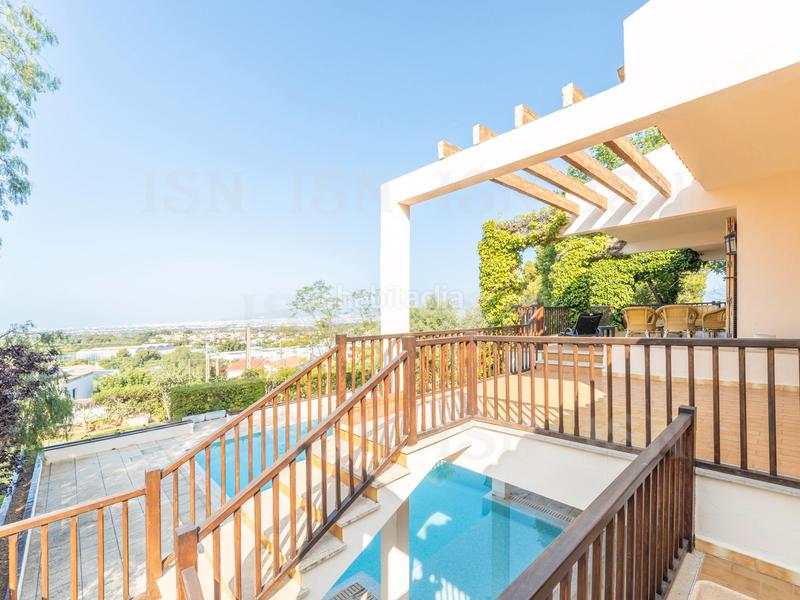 Foto a515995c-3e91-4d49-bfad-03d7eab38ef9. Chalet con camino riscaldamento parcheggio piscina in Marratxí
