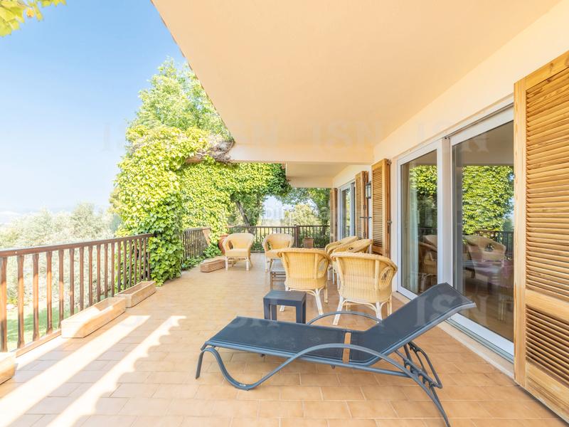 Foto c8c4edab-ecf1-44a5-987d-901a61bd691f. Chalet con camino riscaldamento parcheggio piscina in Marratxí