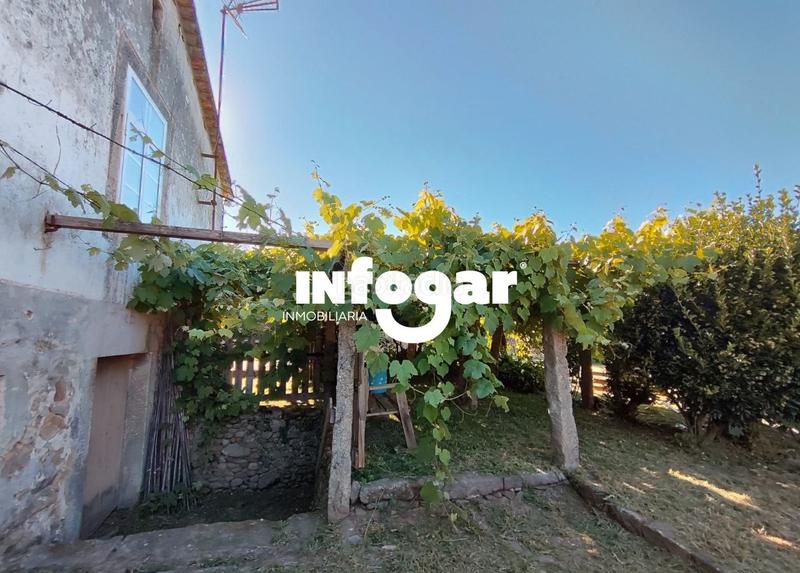 Foto 3a2e8808-a8b6-449e-ac48-c2b0fd6b0217. Casa amplia casa con gran terreno (goián) en Tomiño