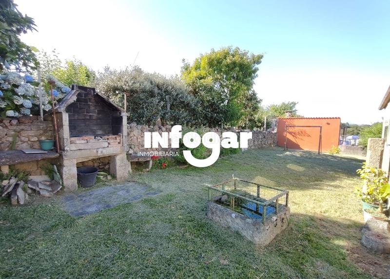 Foto 4d3278d7-124a-4945-8dcb-248610891163. Casa amplia casa con gran terreno (goián) en Tomiño