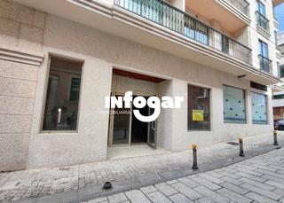Rent Business premise in Guarda (A). Amplio local céntrico disponible en a guarda en alquiler
