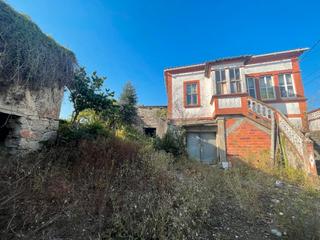 Maison à 3ª transversal da cruz 36. Casa con terreno con terreno