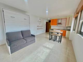 Miete Studiowohnung in Po-552 75. Estudio moderno y amplio